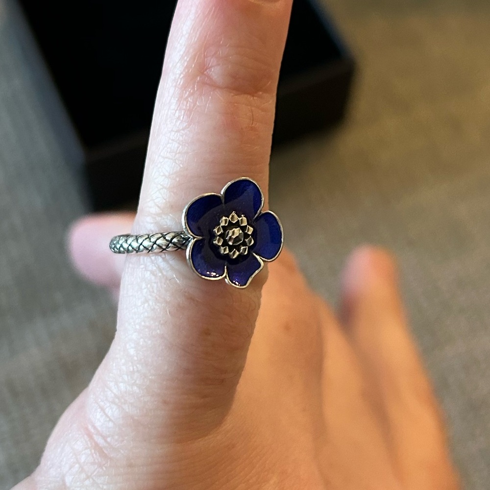Royal Blue Bottega Veneta Intrecciato Flower Ring